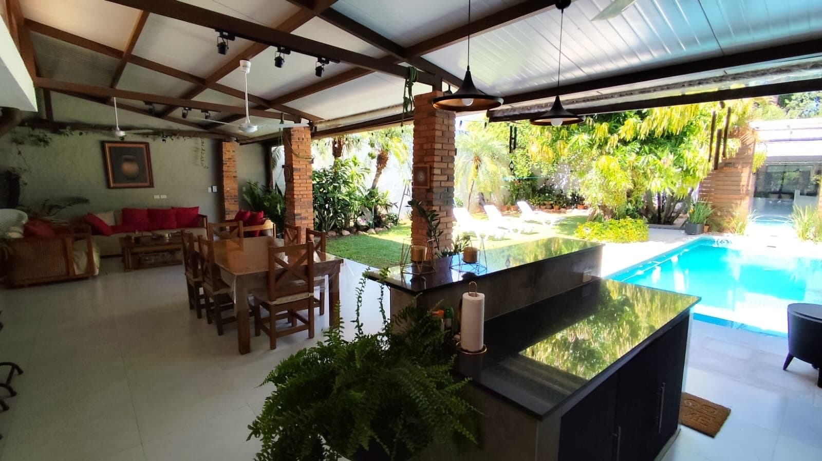 Casa en Villa Aurelia, Asunción - foto 2