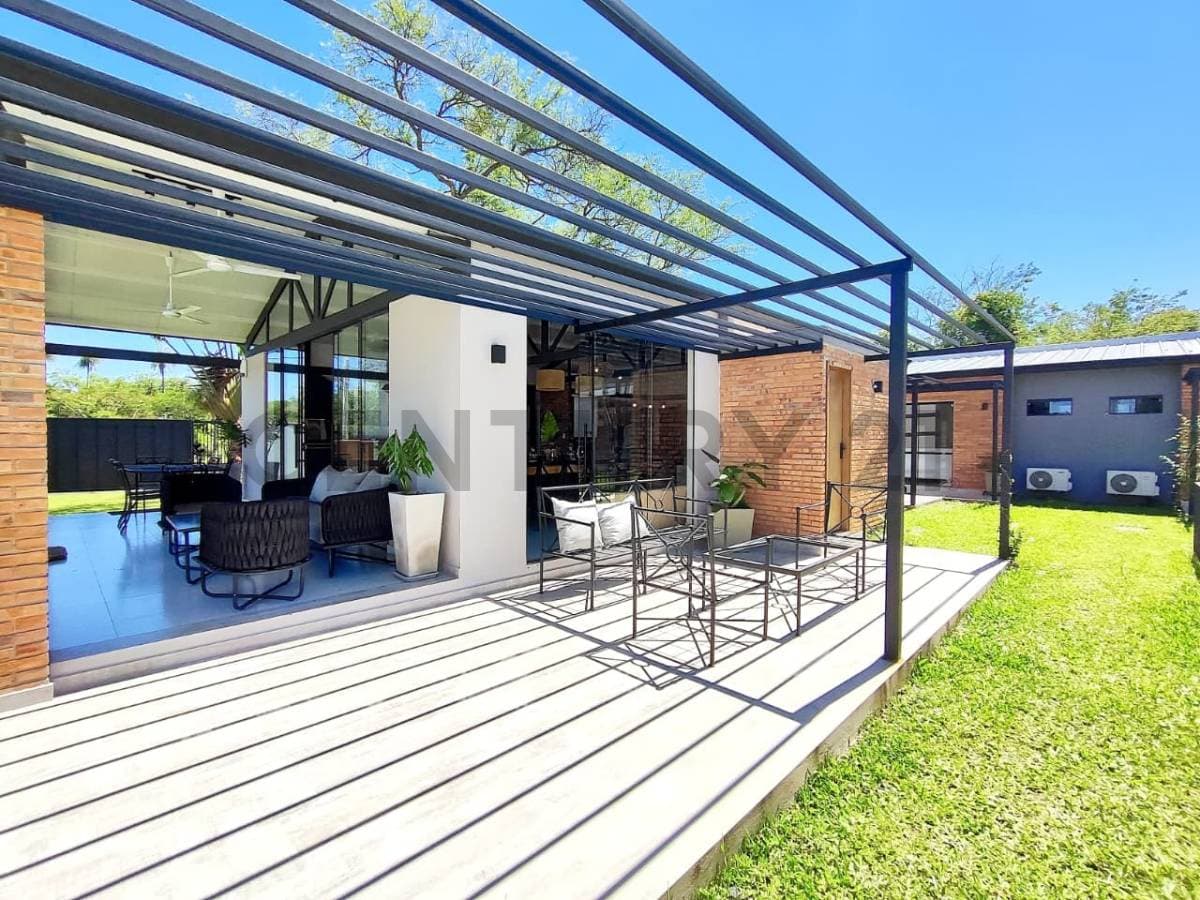 Casa en San Bernardino, Cordillera - foto 2
