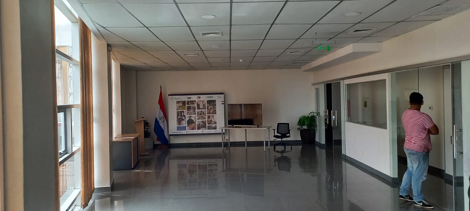 Oficina en Peru y Mariscal Lopez