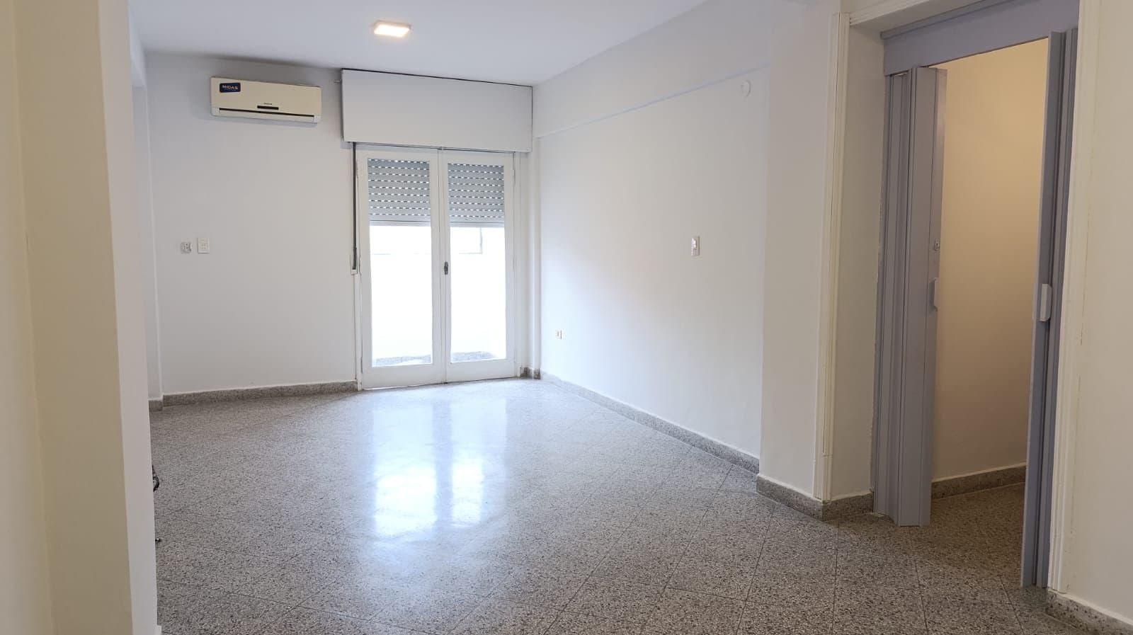 Departamento en Plaza batallon 40 - foto 2