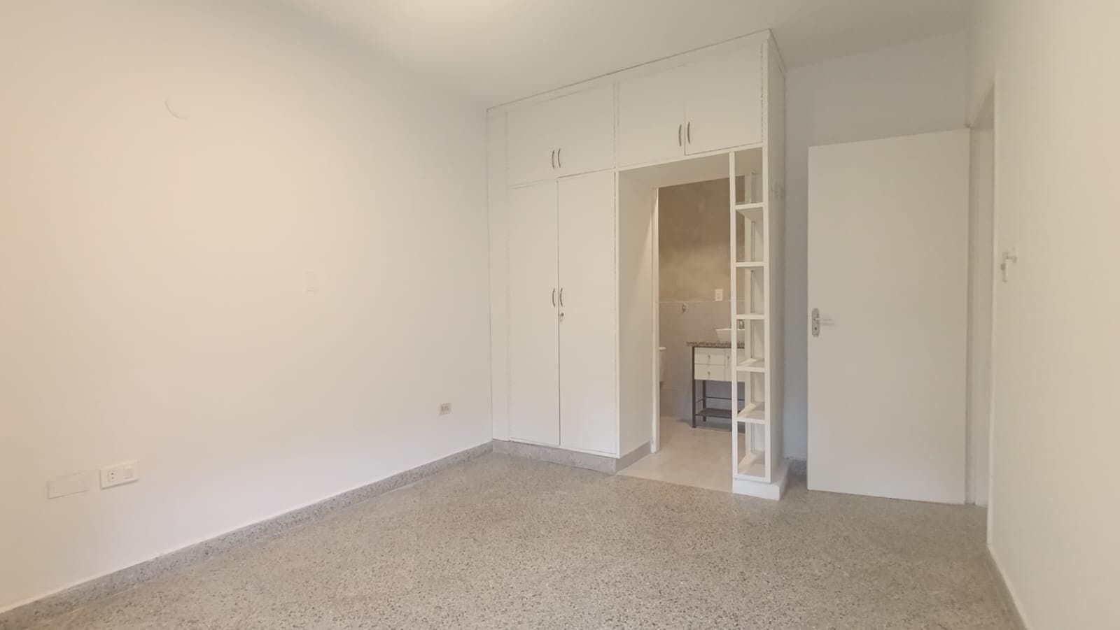 Departamento en Plaza batallon 40 - foto 8
