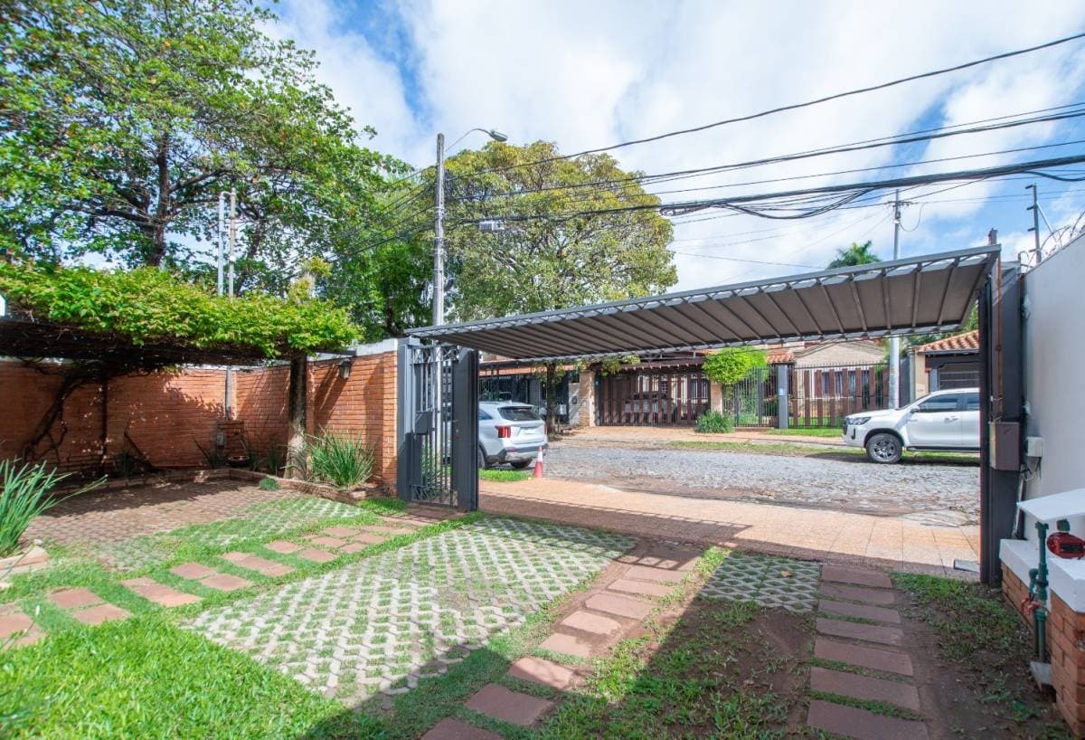 Casa en Ycuá Satí, Asunción - foto 6