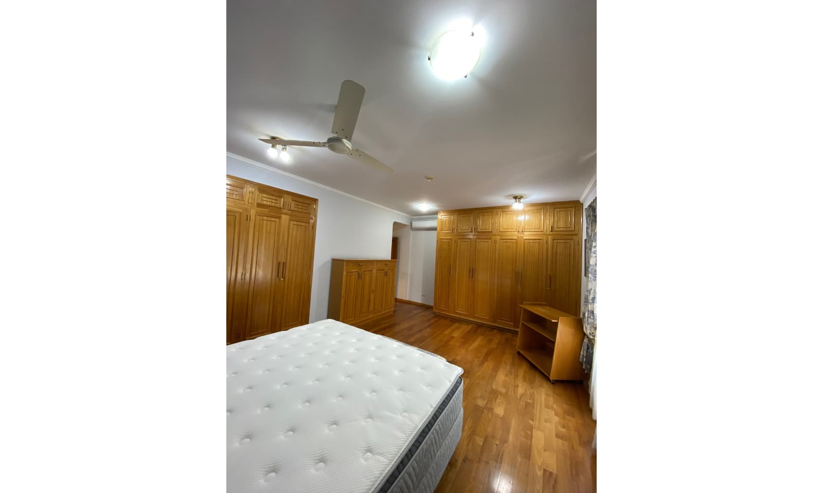 Departamento en Cesar Lopez Moreira - foto 6