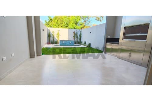 Dúplex en Francis Morices Y Maximo Insfran