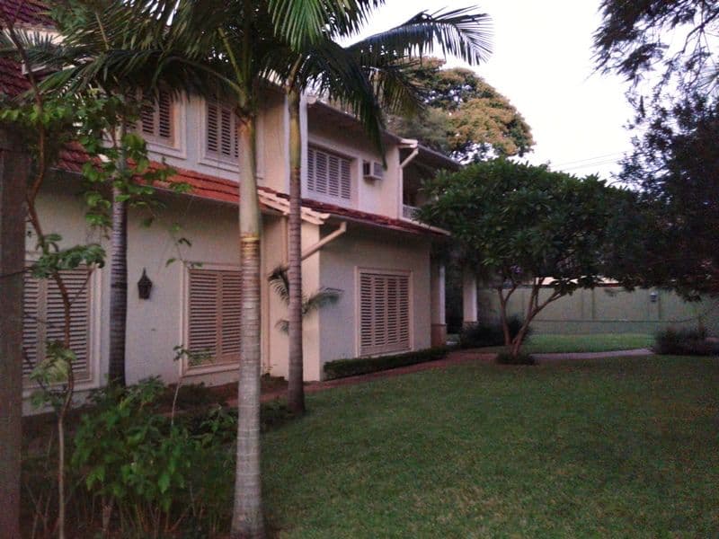 Casa en Av. Mariscal López - foto 9