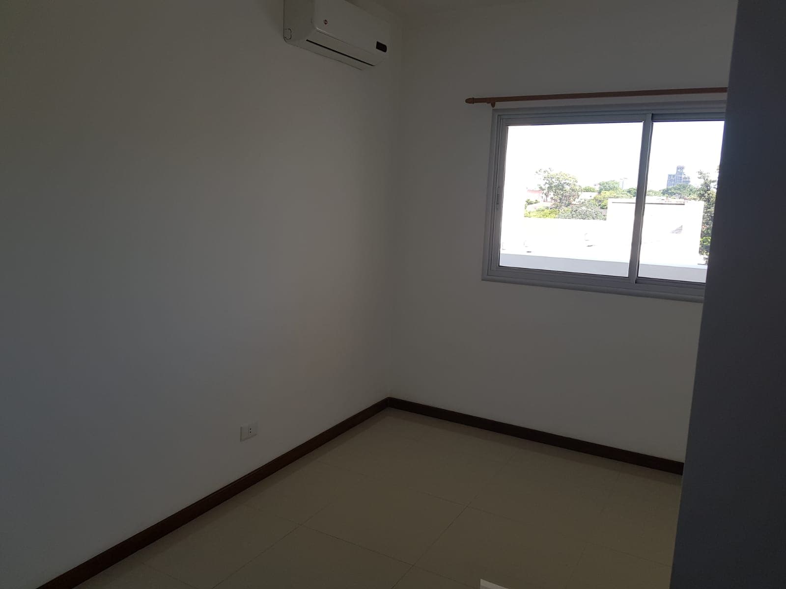 Departamento en San Jorge, Asunción - foto 8