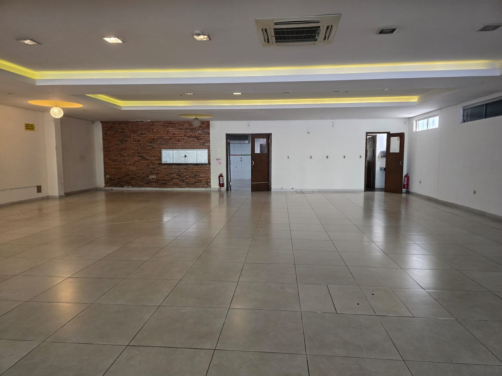 Local comercial en Av. Dr. Guido Boggiani - foto 2