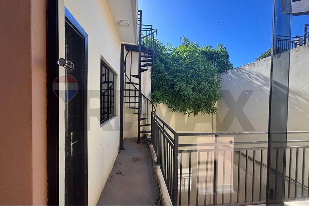 Dúplex en Fernando de la Mora, Central - foto 6
