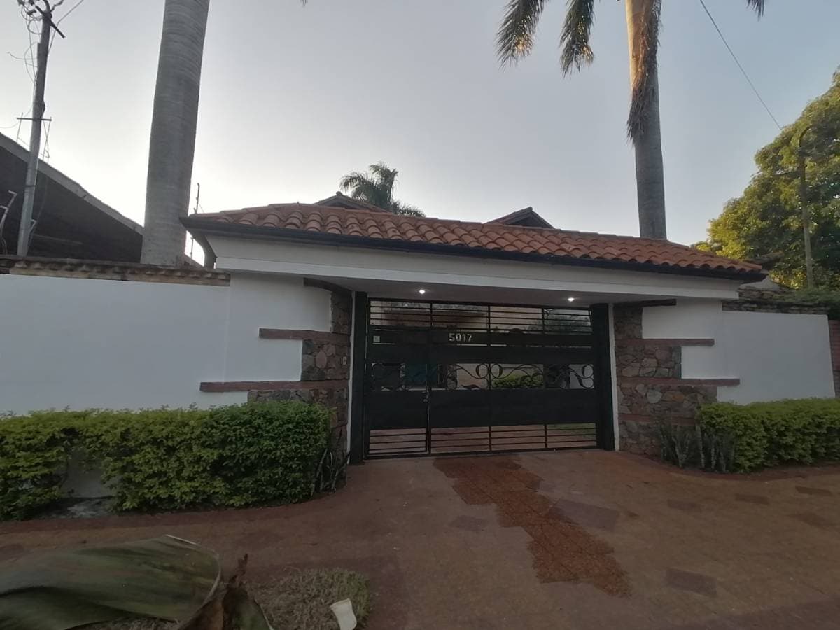 Casa en San Lorenzo, Central