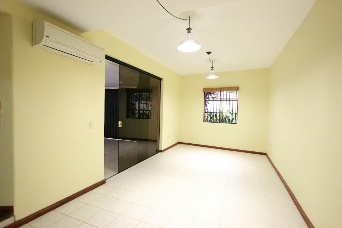 Dúplex en Ycuá Satí, Asunción - foto 4