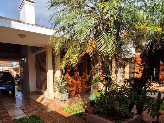 Casa en Avenida Los Cedros - foto 2