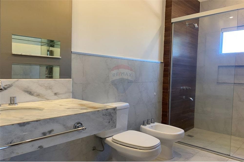 Dúplex en Mburucuyá, Asunción - foto 8