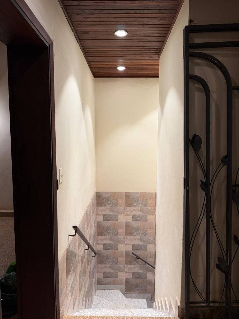 Casa en Avenida Santísima Trinidad & Prof. Dr. Francisco Fernández - foto 9