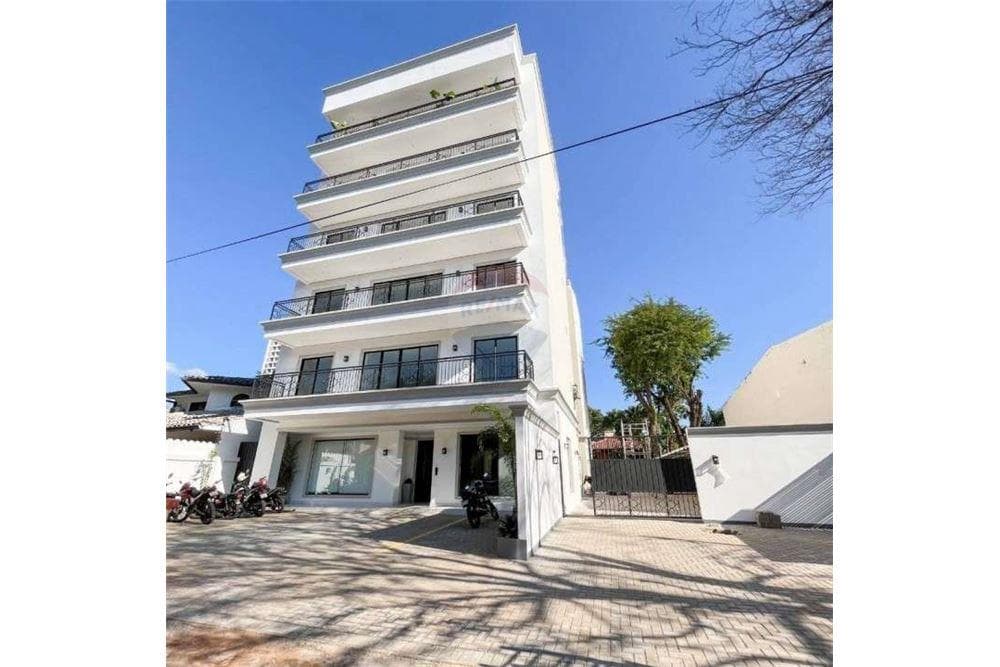 Departamento en Edificio Emperador - foto 9