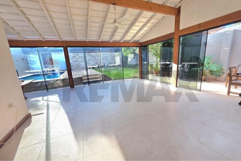 Casa en Camilo Recalde - foto 7