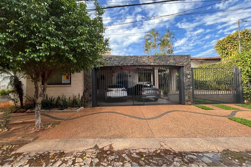 Casa en Madame Lynch