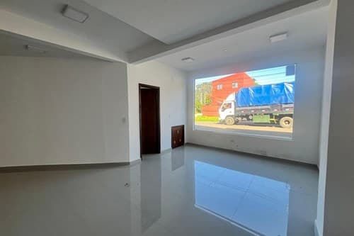 Local comercial en Luque, Central