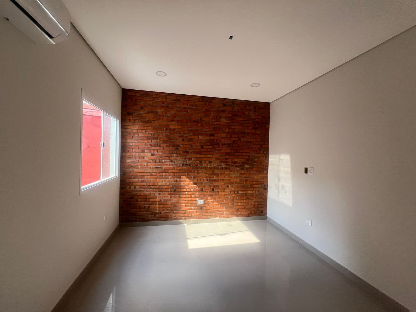Casa en Villa Aurelia, Asunción - foto 3