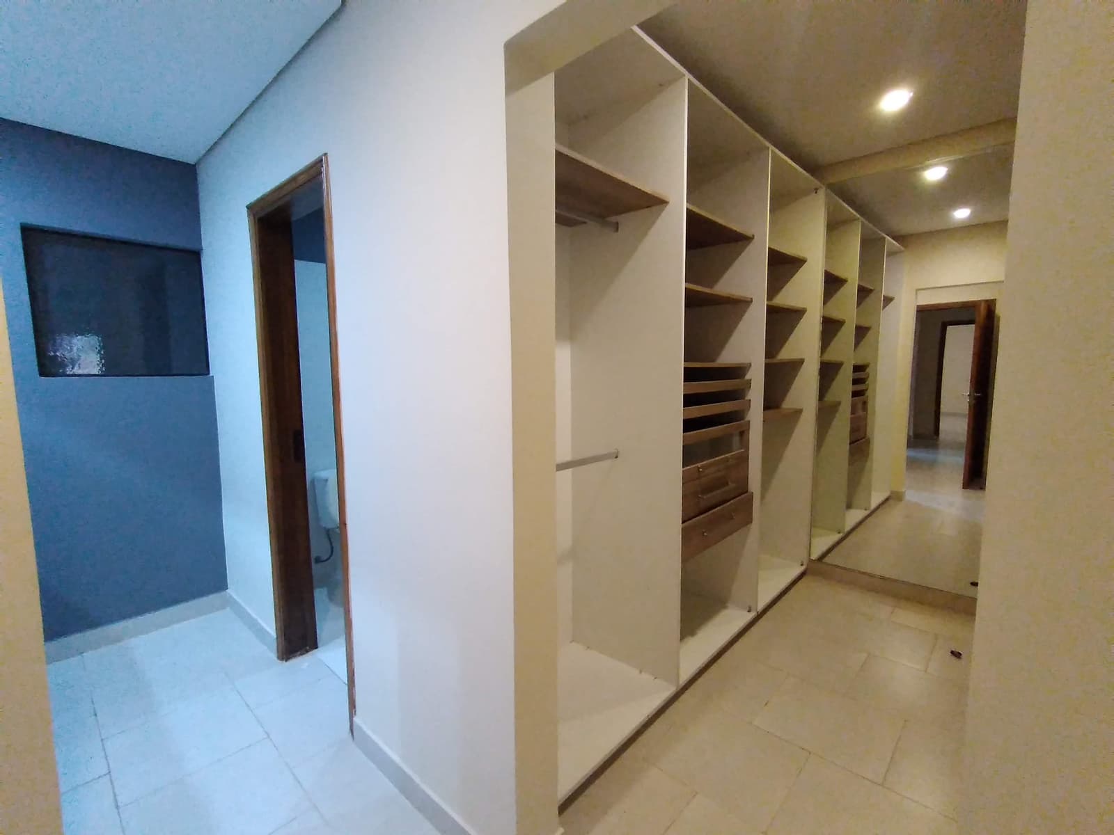 Departamento en Las Mercedes, Asunción - foto 4