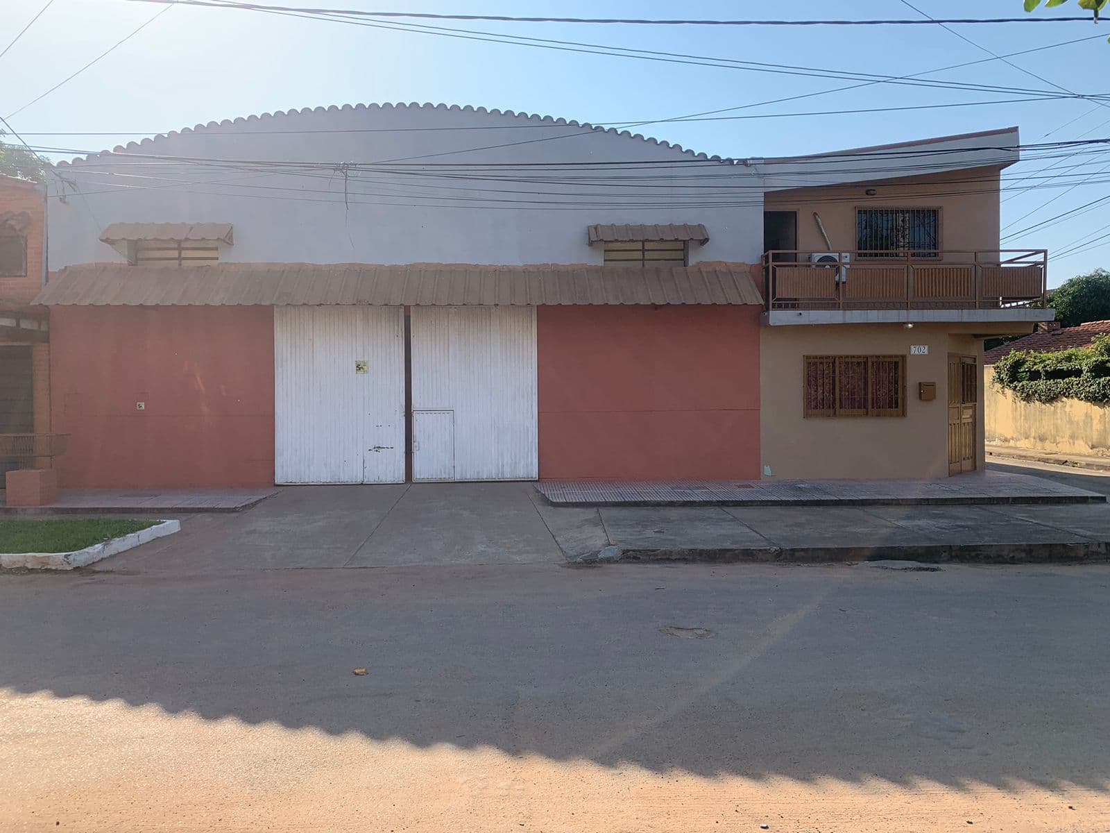 Casa en Timoteo Aguirre esq. Tte. Adolfo Aristigueta - foto 2