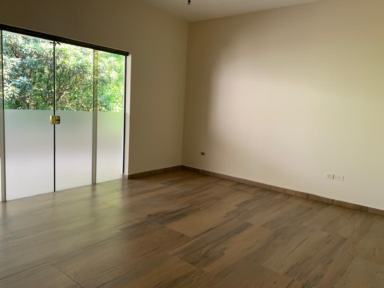 Casa en Avenida Doctor Guido Boggiani - foto 3