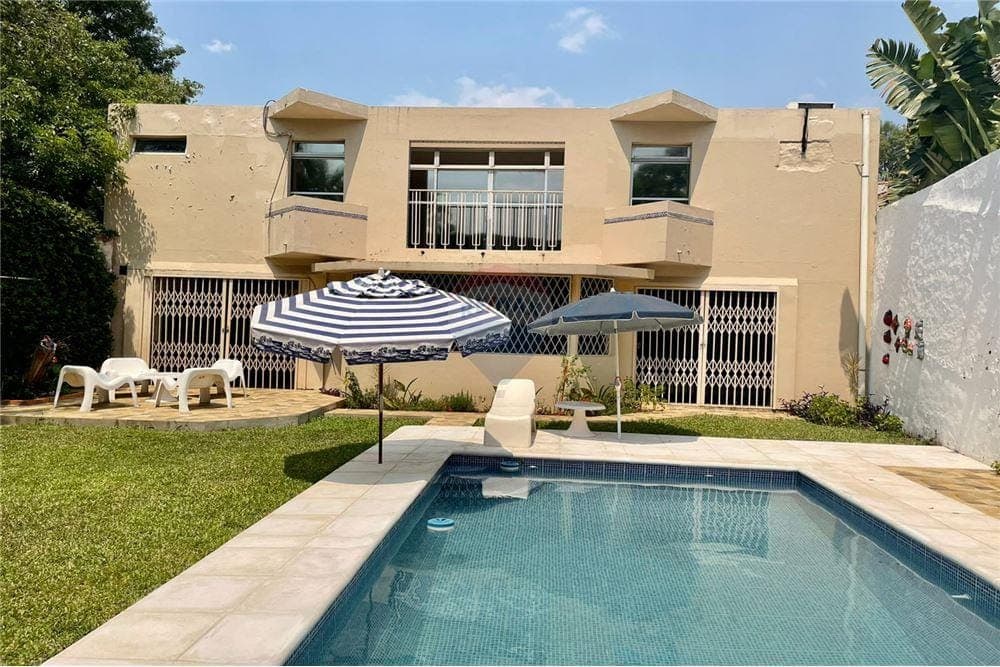 Casa en Juan B. Rivarola Matto - foto 2
