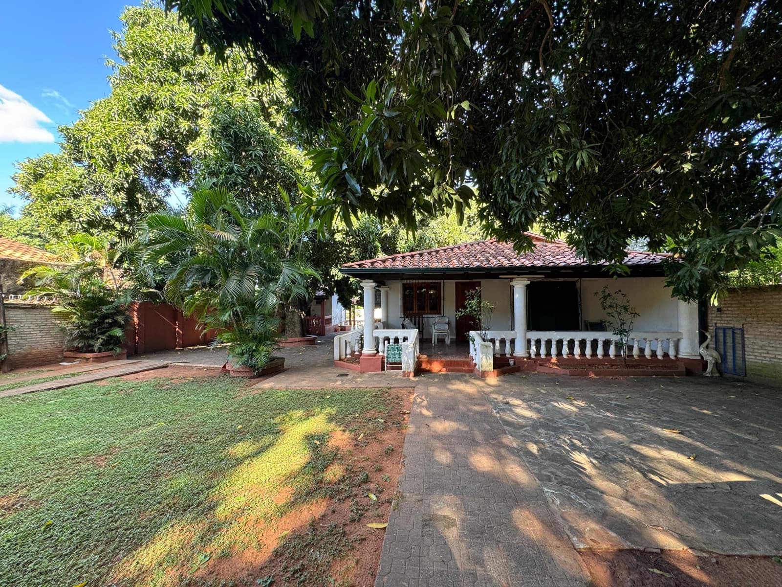 Casa en Dr. Antolín Irala - foto 2