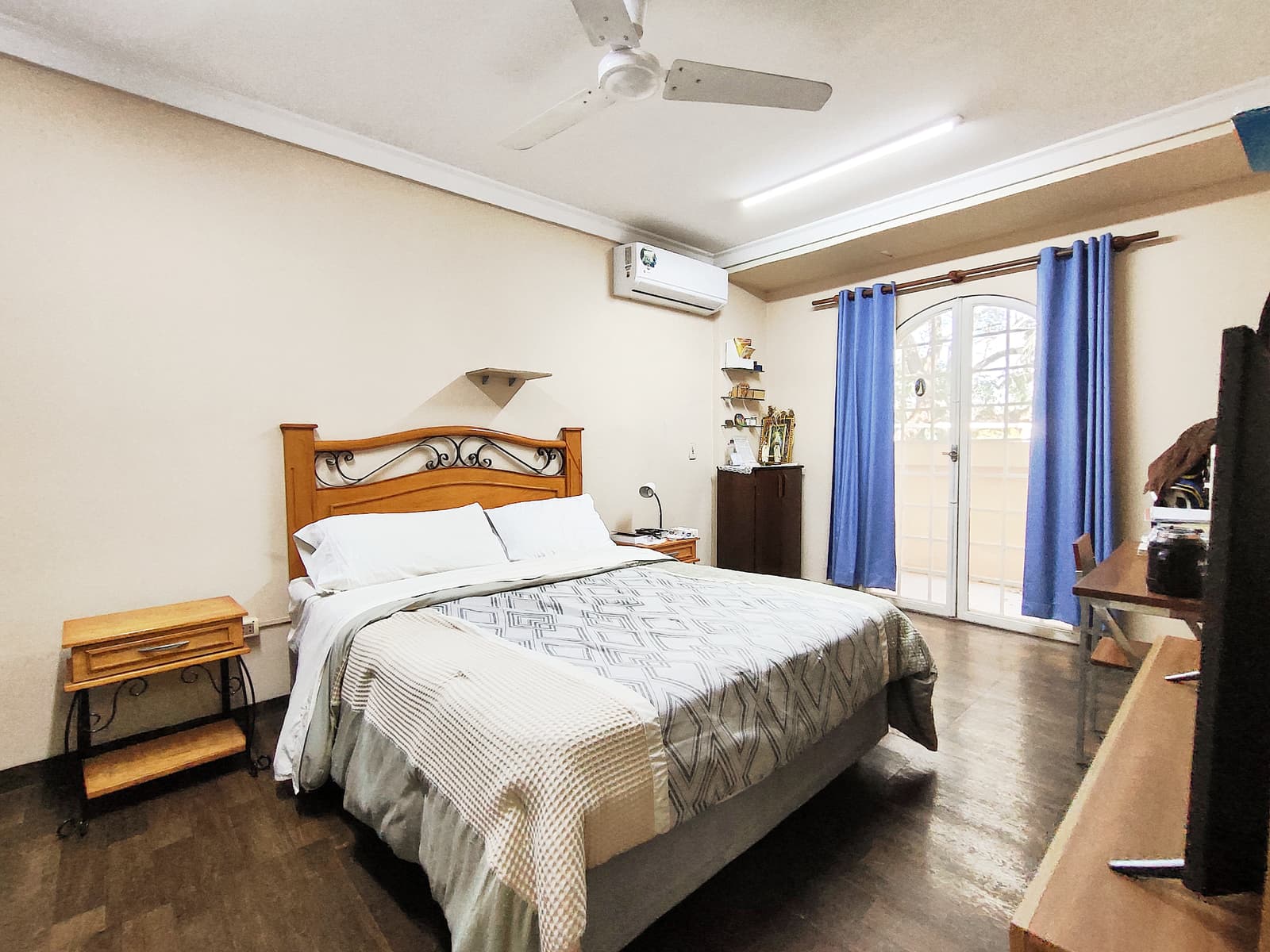 Casa en Avenida José Felix Bogado & Monseñor Juan Moleón Andreu - foto 4