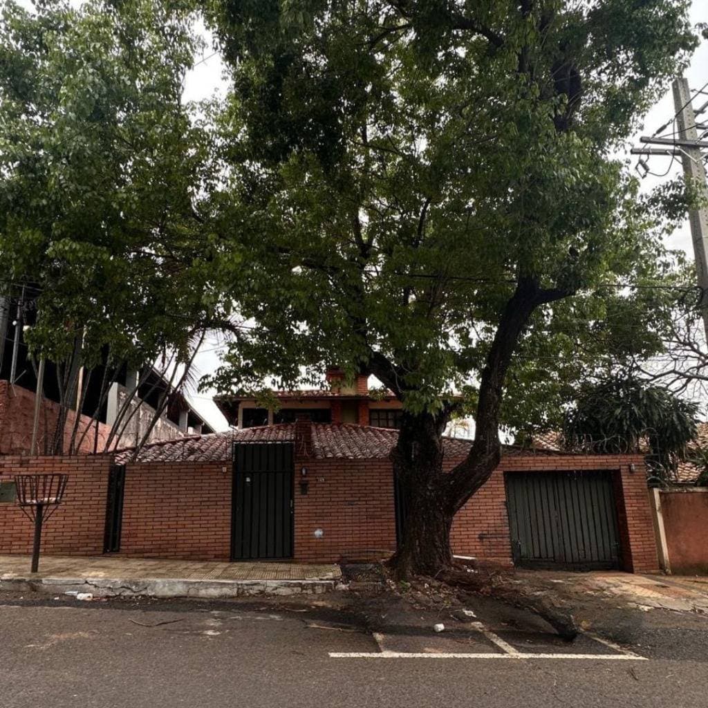 Casa en 23 de Octubre y Mariscal Lopez