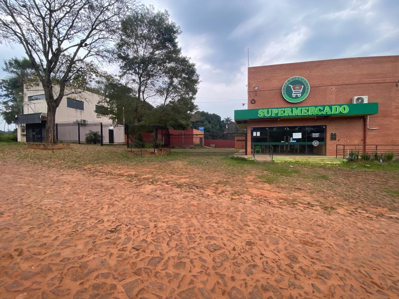 Local comercial en Capiatá, Central - foto 2