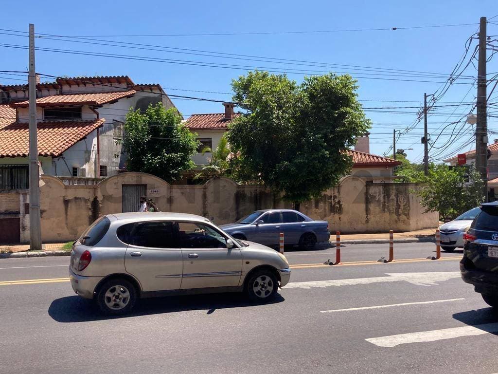 Terreno en Avenida Mariscal López & América - foto 2