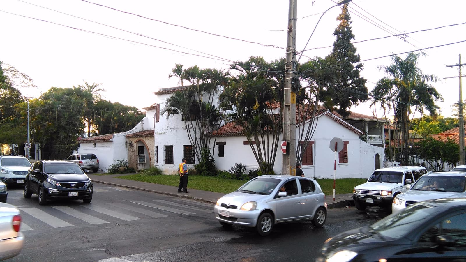 Casa en Guido Spano esq. Emeterio Miranda - foto 2