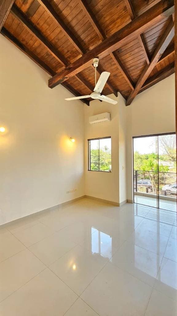 Casa en Loma Merlo - foto 6