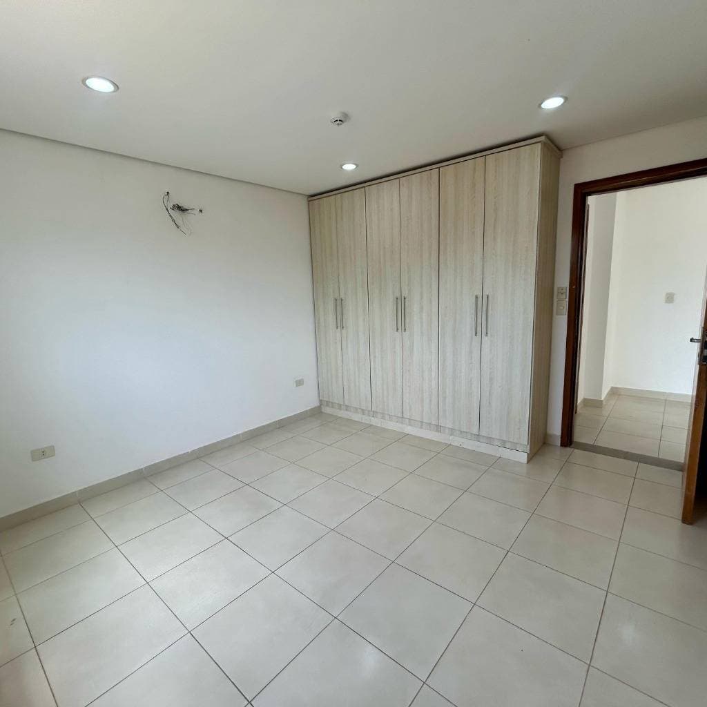 Departamento en Jardín de Oro - foto 3