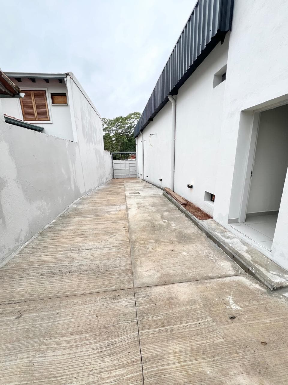 Local comercial en San Vicente, Asunción - foto 4