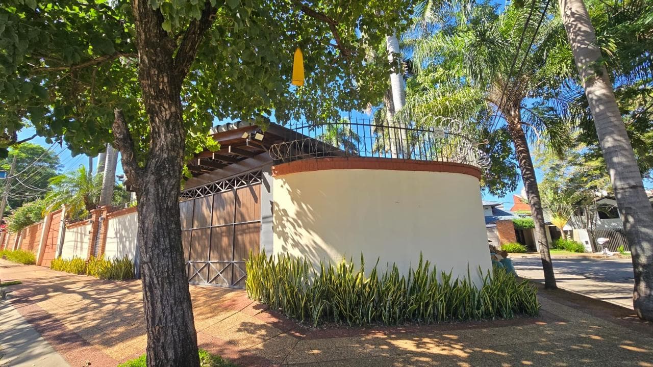 Casa en Colegio Americano