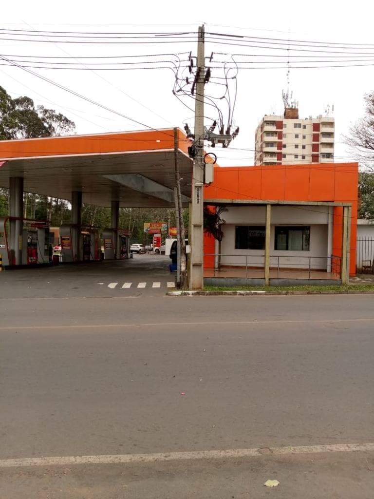Oficina en Avenida Mariscal López & Víctor Cáceres - foto 3