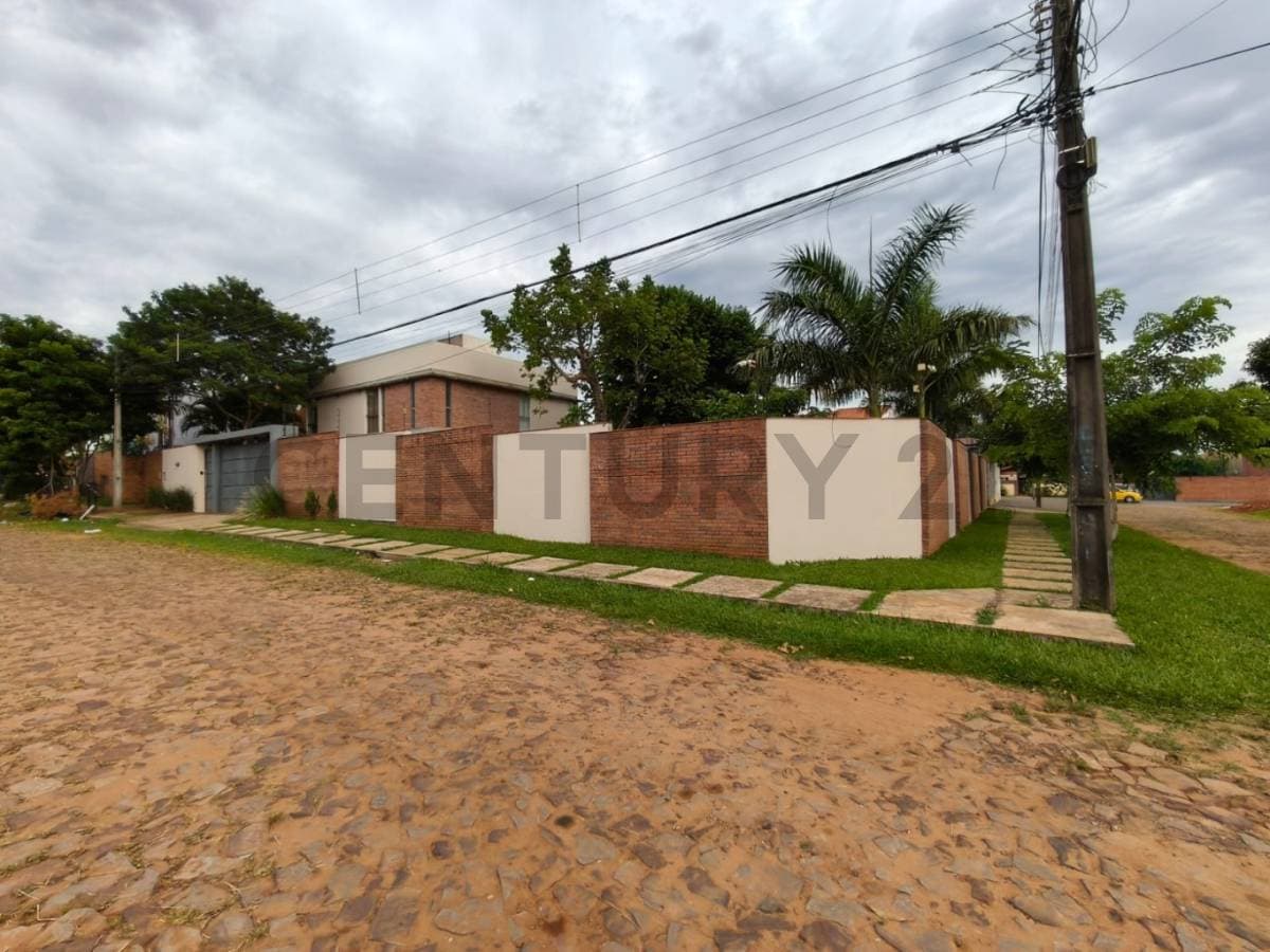 Casa en Rancho Ocho & Benjamín Aceval - foto 3