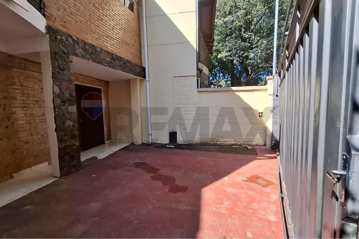 Dúplex en San Lorenzo, Central - foto 2