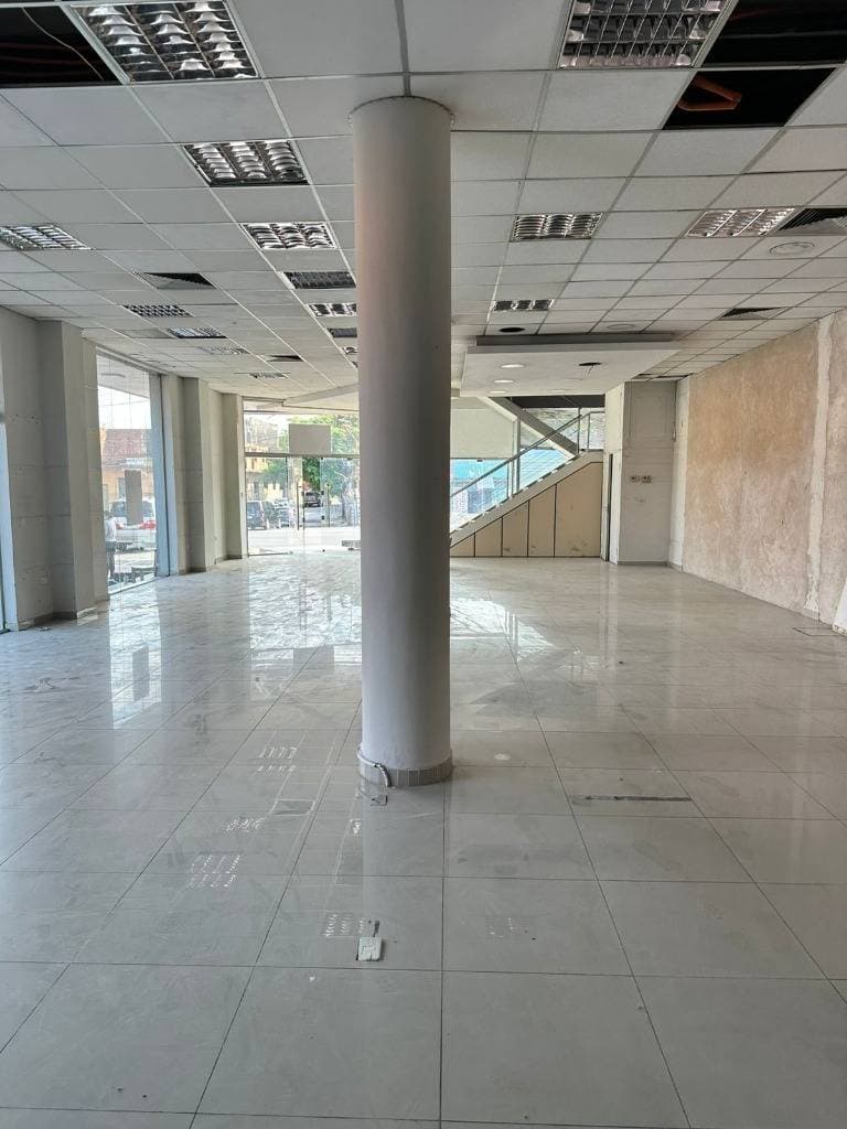 Oficina en PY02 & Avenida Pitiantuta - foto 8