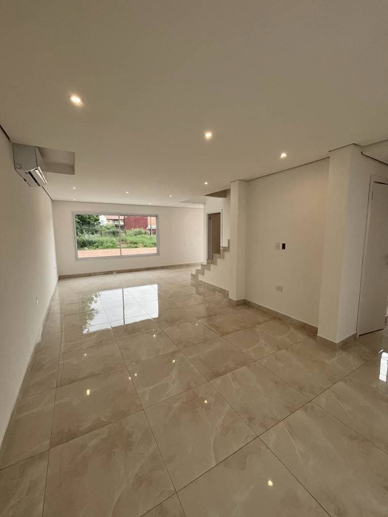 Casa en Avenida América S/N - foto 3