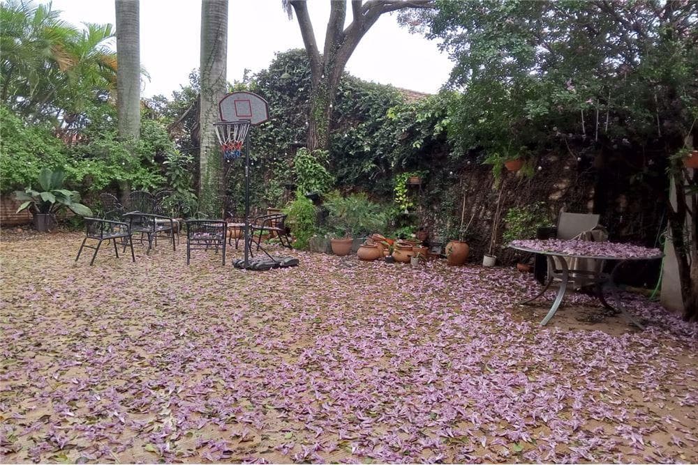 Casa en Carlos M. Gimenez - foto 8