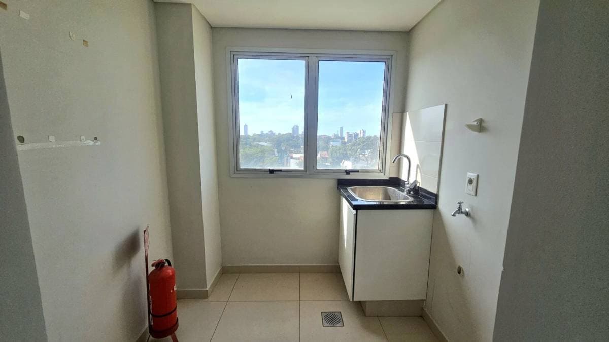 Departamento en Avenida Santa Teresa & Coronel Félix Cabrera - foto 3