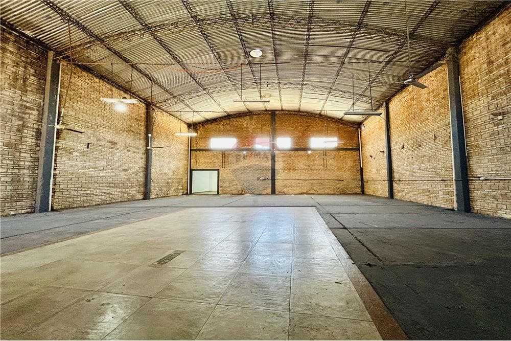 Local comercial en Teniente Ettiene & Bejarano - foto 4