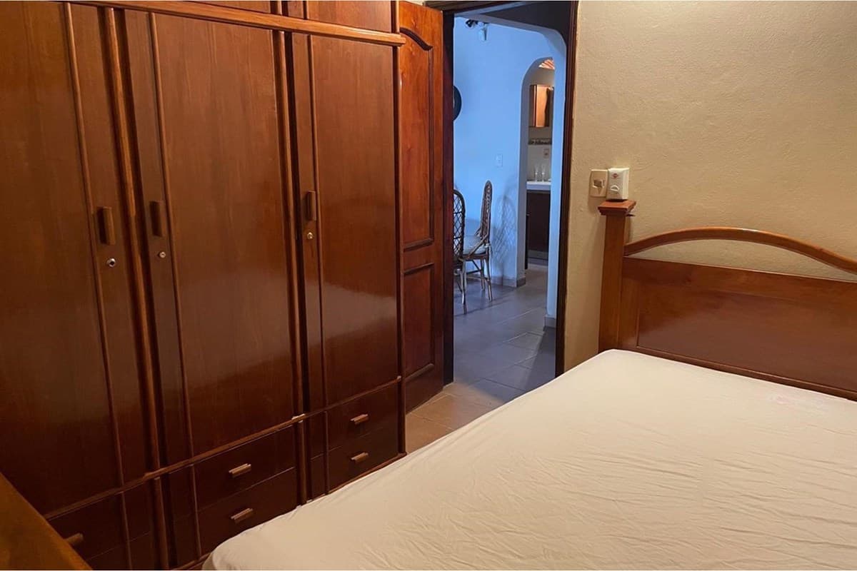 Casa en Puerta del lago - foto 9