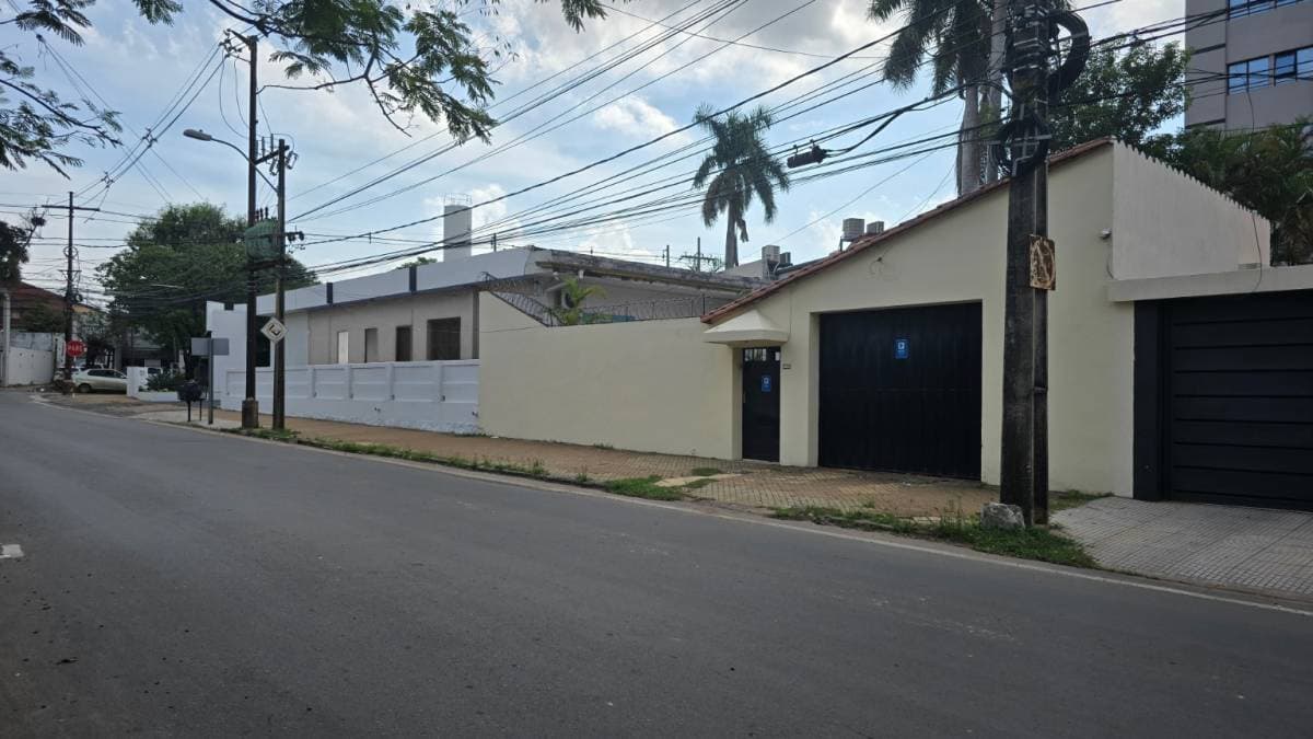 Casa en Avenida Brasilia & El Dorado - foto 2