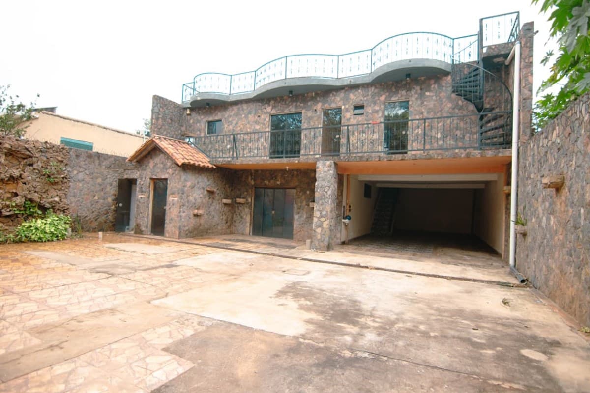 Casa en Camerún & Arsenales - foto 3
