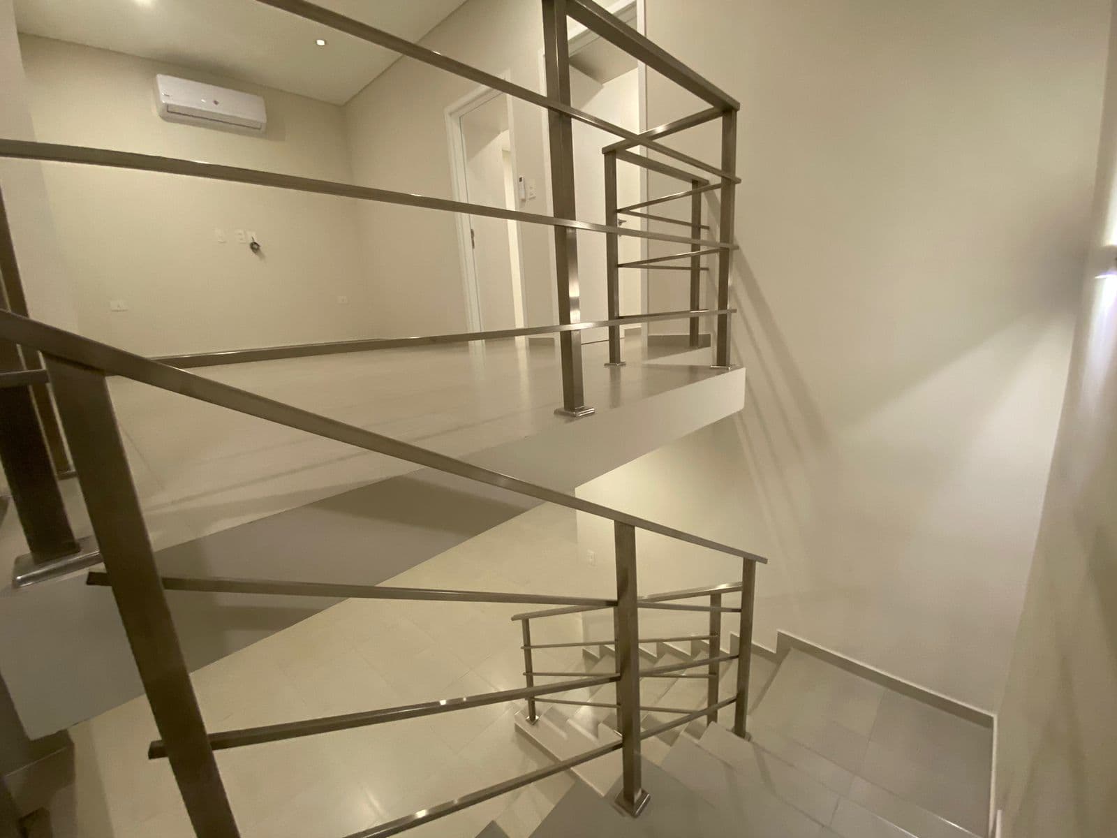Dúplex en Los Laureles, Asunción - foto 10
