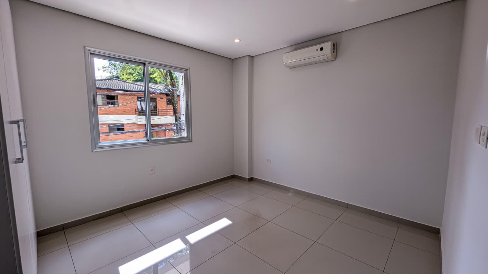 Departamento en Villa Morra, Asunción - foto 7