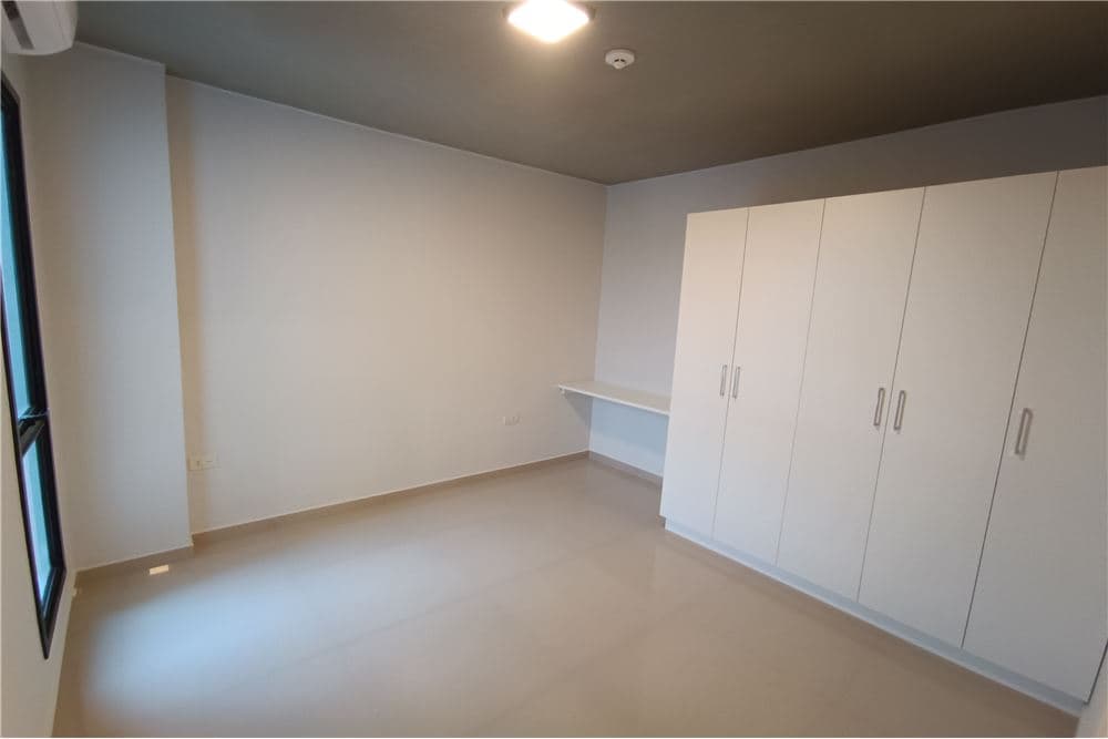 Departamento en Luque, Central - foto 6
